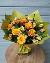Букет цветов из:  Альстромерии и Розы в Нартан