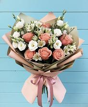 Букет цветов из:  Розы, Альстромерии и Лизиантусы в Нартан