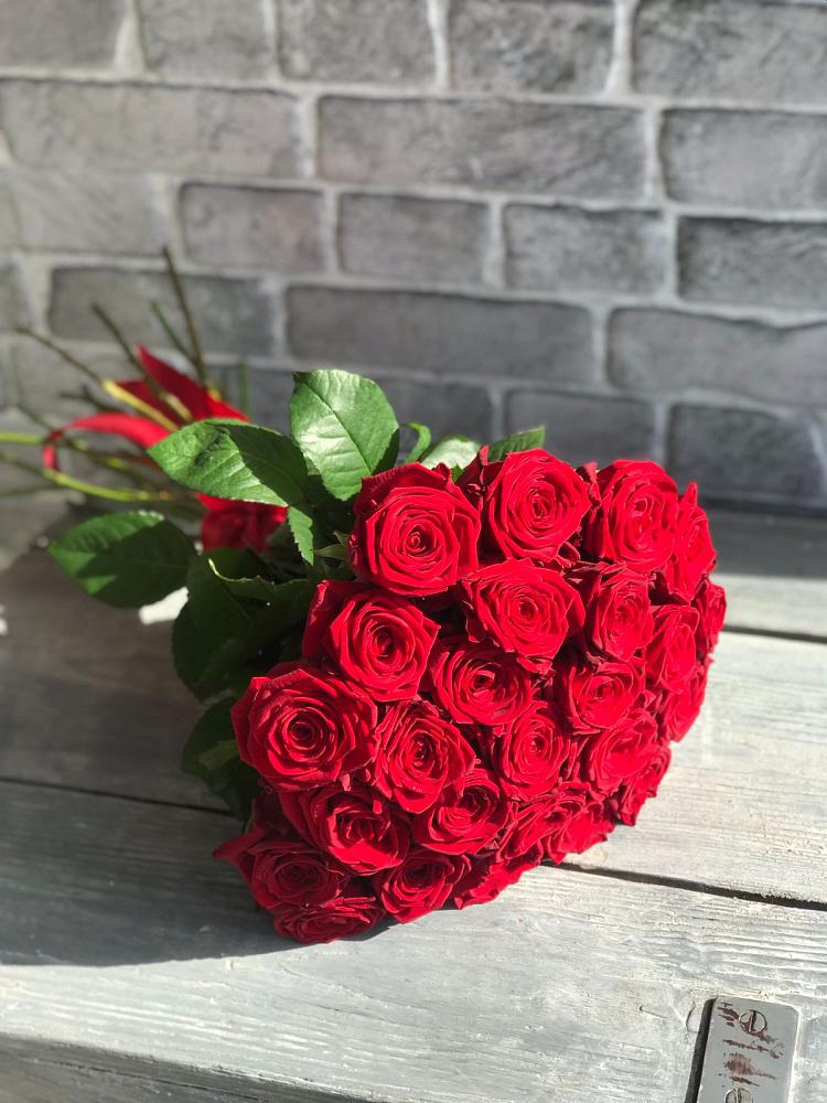 Букет Красные розы Фридом в Нартан