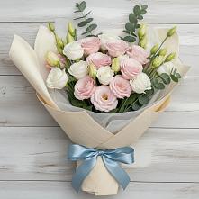 Букет цветов из:  Лизиантусы в Нартан