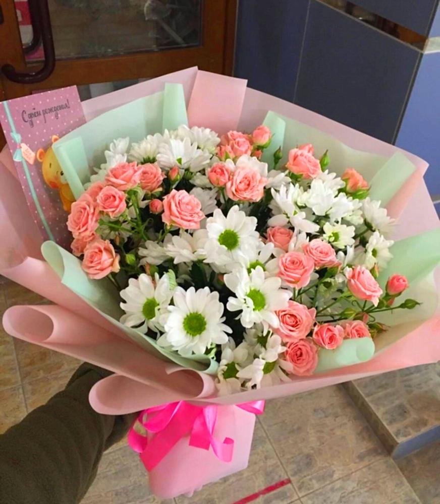 Букет цветов из: Розы и Хризантемы в Нартан