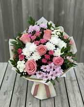 Букет цветов из:  Альстромерии, Гвоздики, Розы и Хризантемы в Нартан