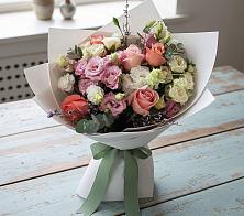 Букет цветов из:  Розы, Лизиантусы и Гвоздики в Нартан