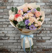 Букет цветов из:  Розы, Лизиантусы и Гвоздики в Нартан