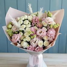 Букет цветов из:  Альстромерии и Розы в Нартан